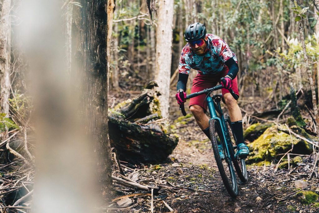 Navigating the forest easily with a gravel bike