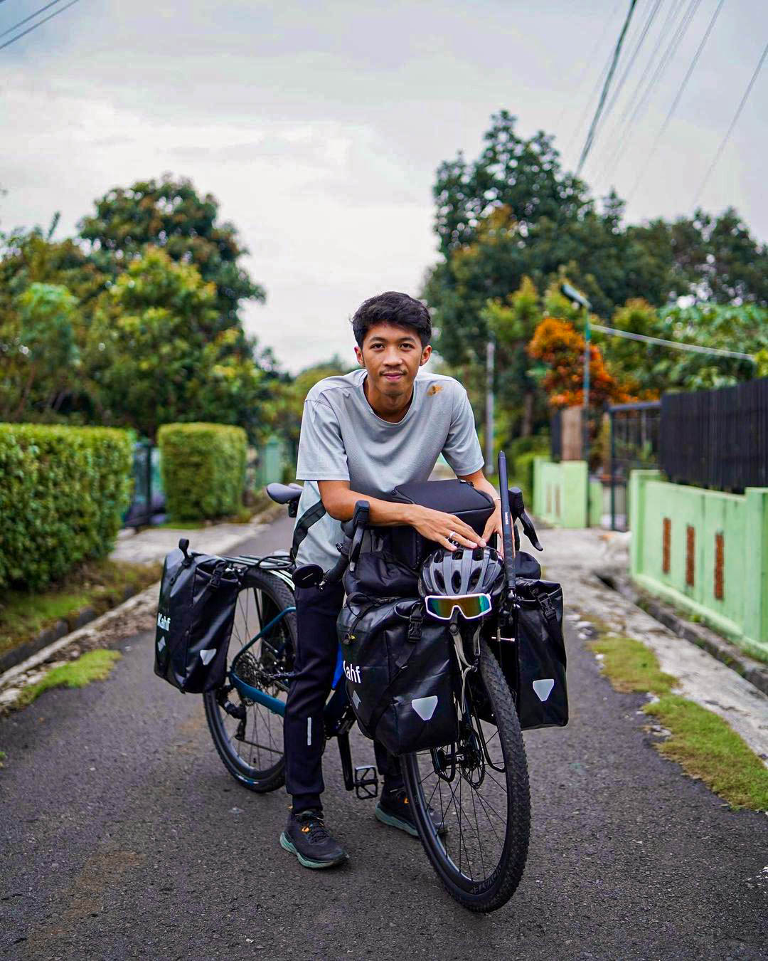Rafli Purnama Siap Berkendara Ke Mekkah Dengan Sepeda Gravel Polygon Bend R9X