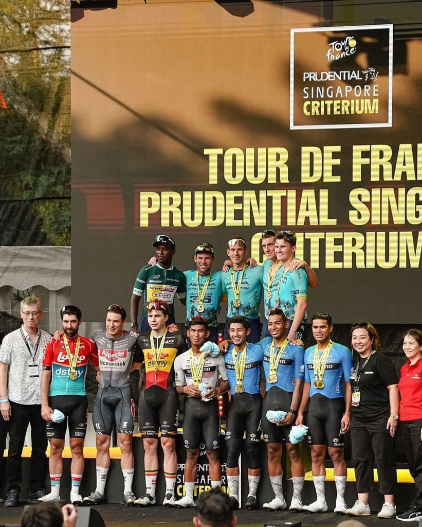 Final Lineup Of Pro Cyclists