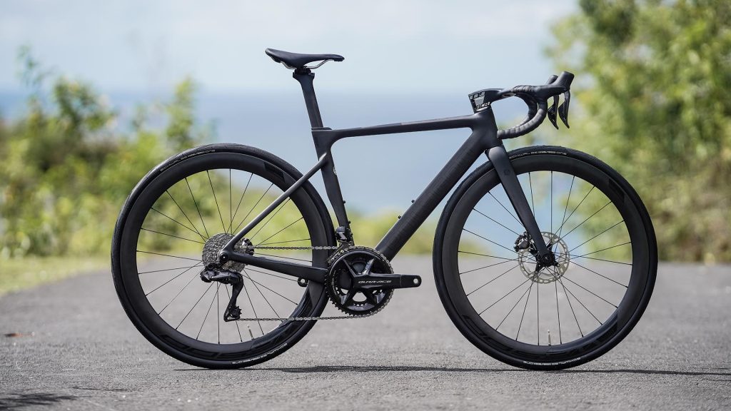 Road bike performance Polygon Helios A8X