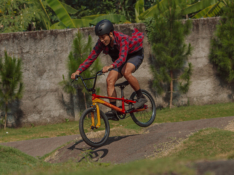 Stunning tricks with a BMX bikes