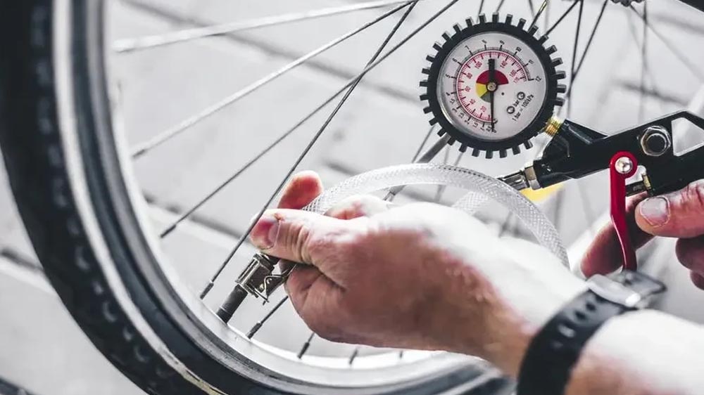 Inlfating An Electric Bike Tires