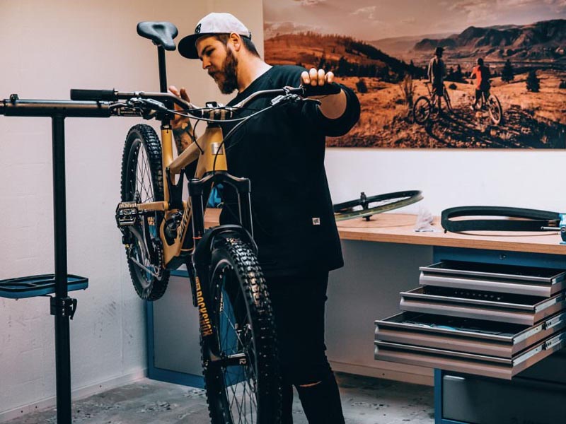 Mountain Bikes Regular Maintenance