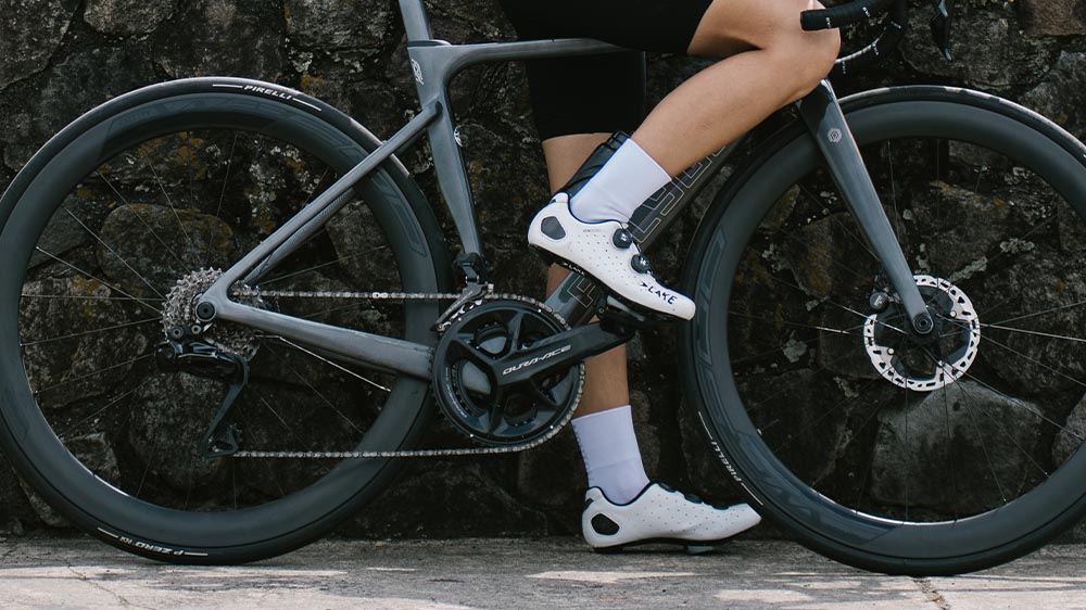 Efficiently Pedaling A Road Bike
