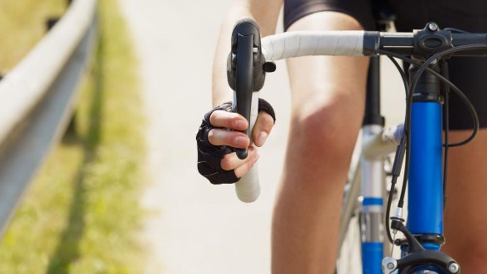 Teknik pengereman sepeda road bike
