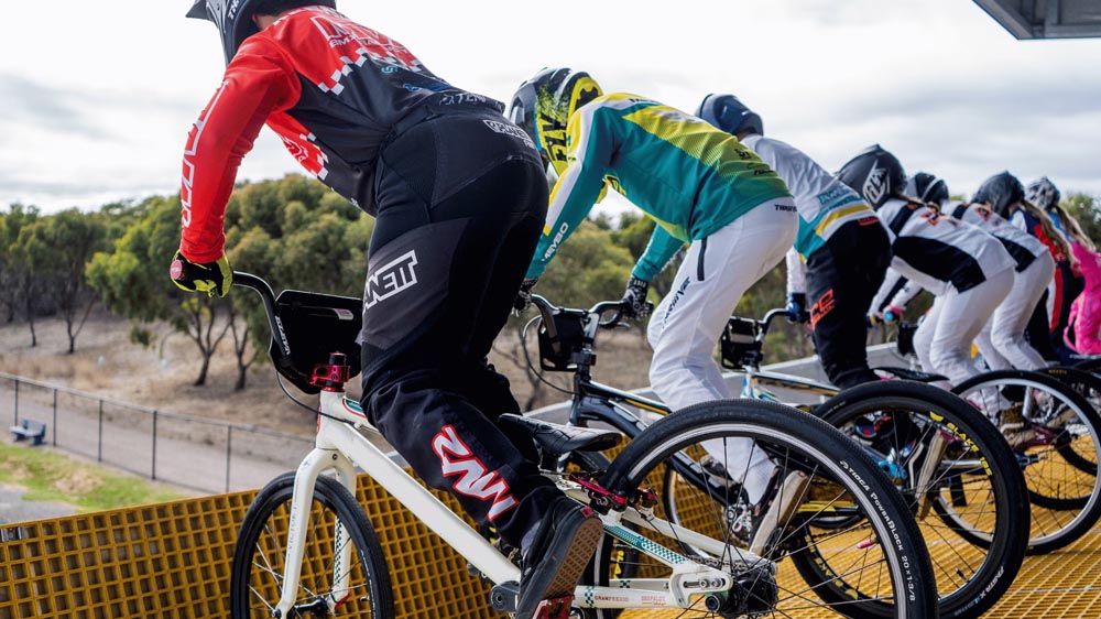 Posisi starting saat bersepeda BMX