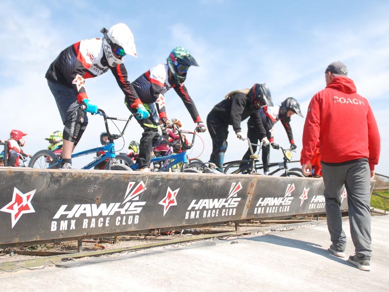 Belajar Bersepeda Bmx Didampingi Mentor