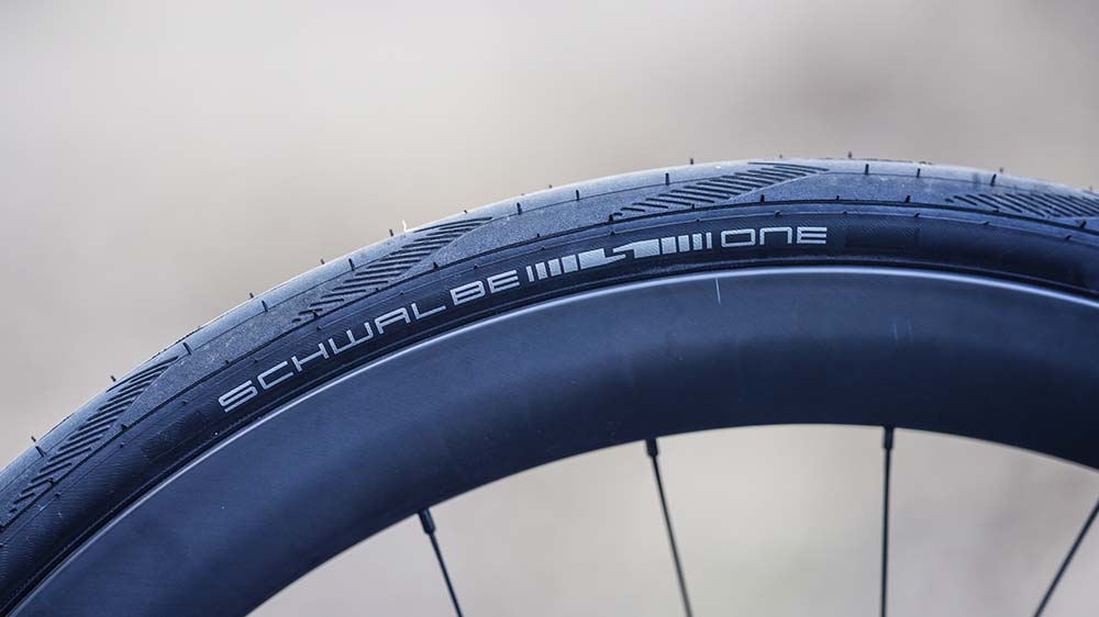 Ban sepeda road bike Polygon
