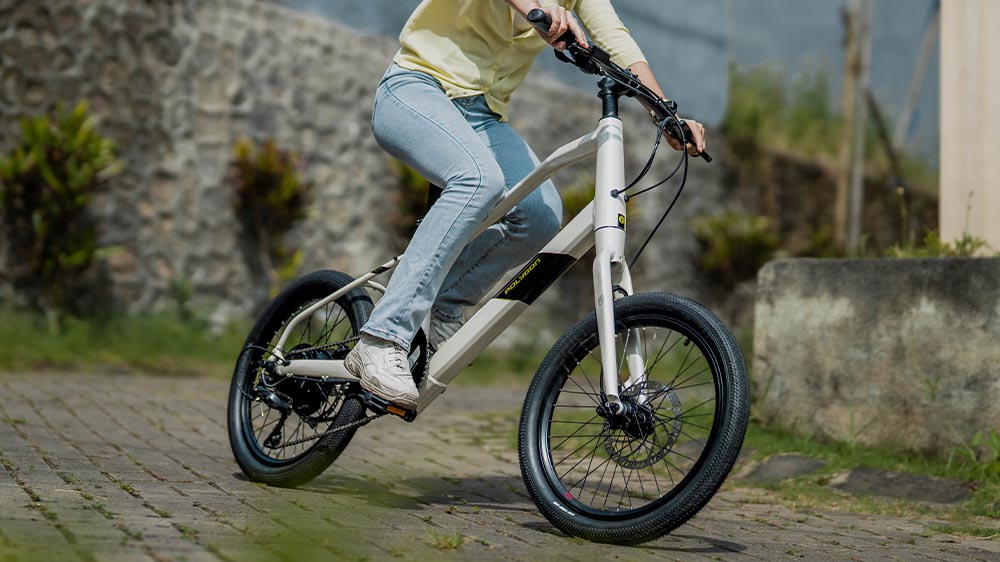 Lightweight and compact Polygon Gili e bike