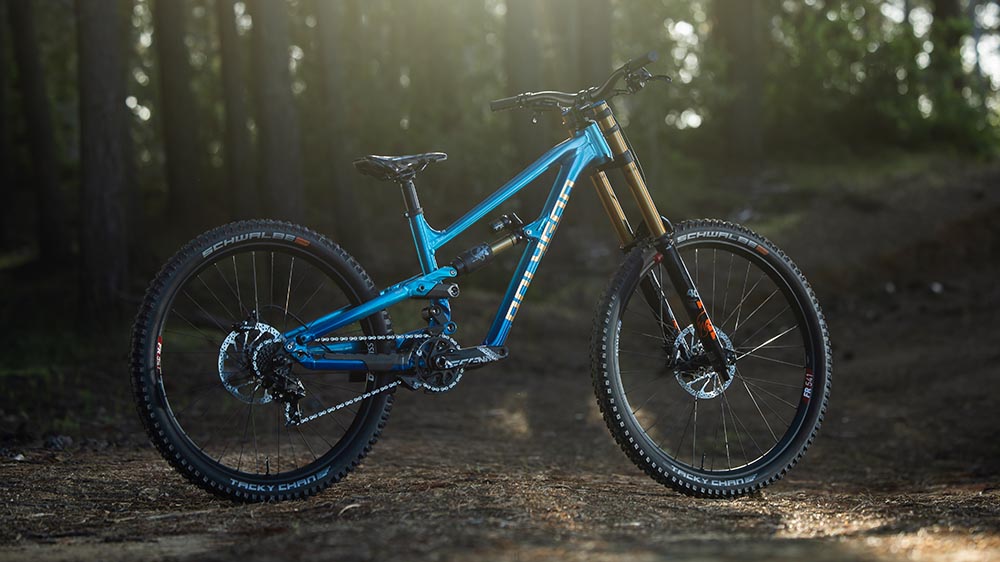 Parking a Mullet MTB on off road trails