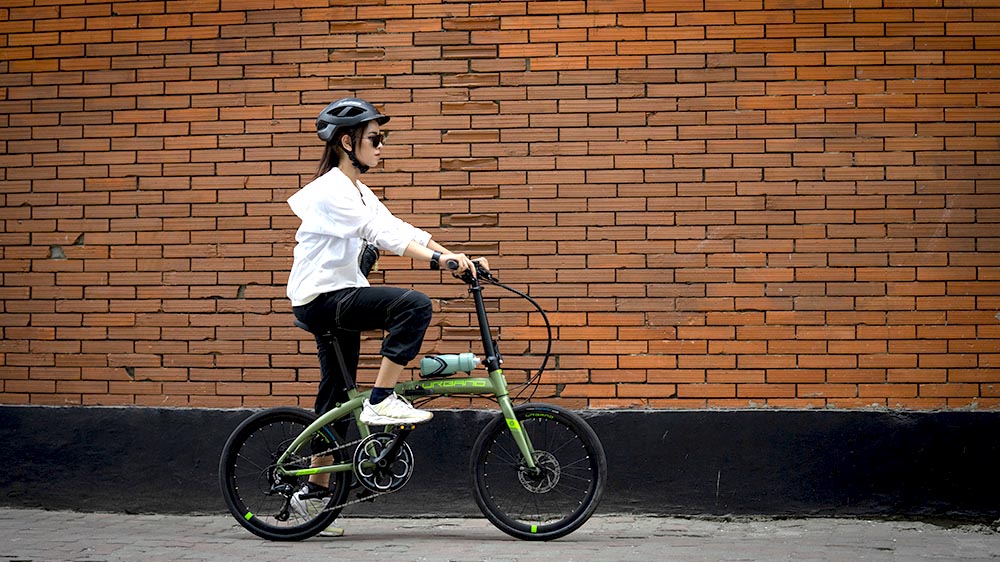 Polygon Urbano 5 folding bike designed for commuters