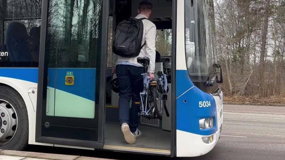 Multi-Modal Commuting With A Foldable Bicycle