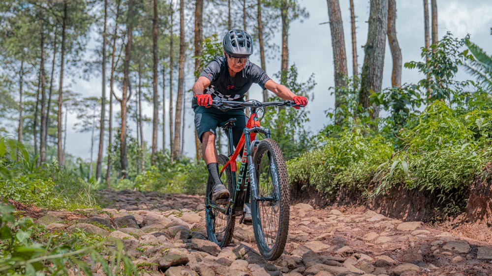 Polygon hardtail mountain bike built for versatile trail riding