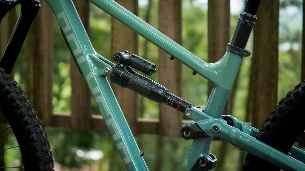 Polygon Collosus N7 mountain bike geometry