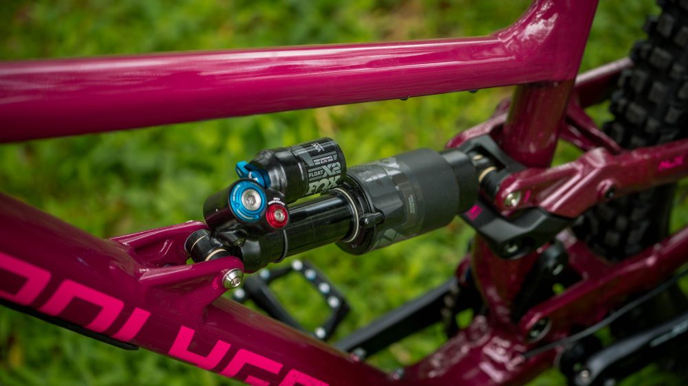 Polygon Collosus N9 mountain bike geometry