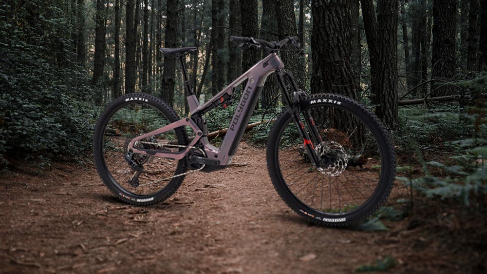 Collosus Te8 Axs Electric Mountain Bike