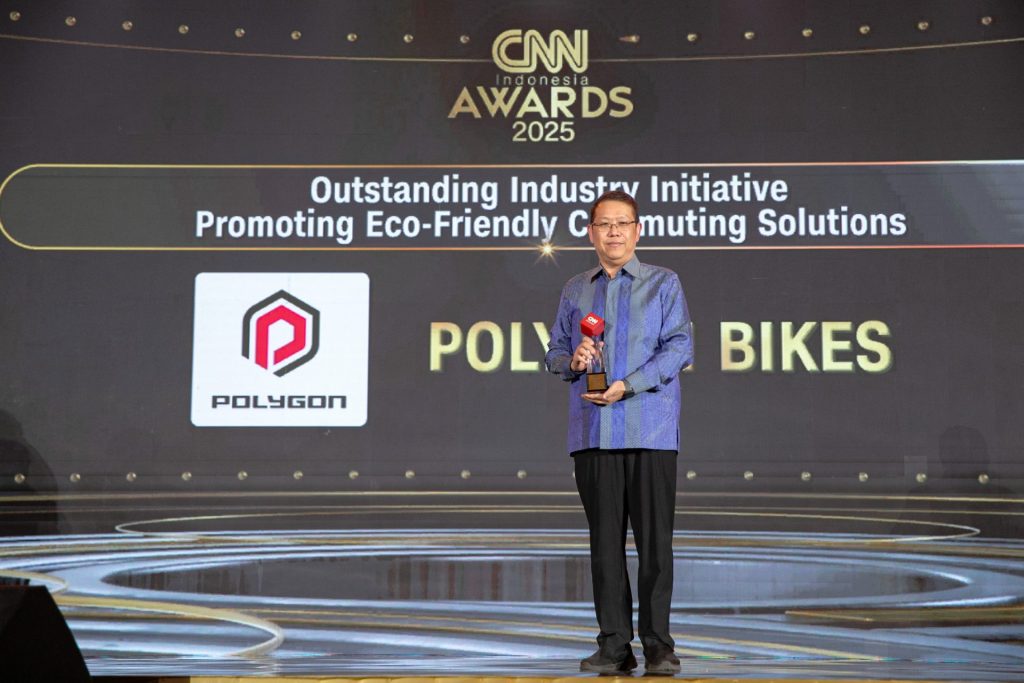 Polygon Director Receives The Cnn Indonesia Awards 2025