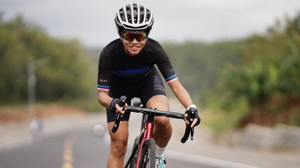 Riding A Polygon Road Bike Using A Light &Amp; Ventilated Bike Helmet