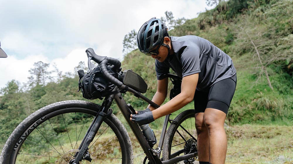 Smart Cycling Tour Packing