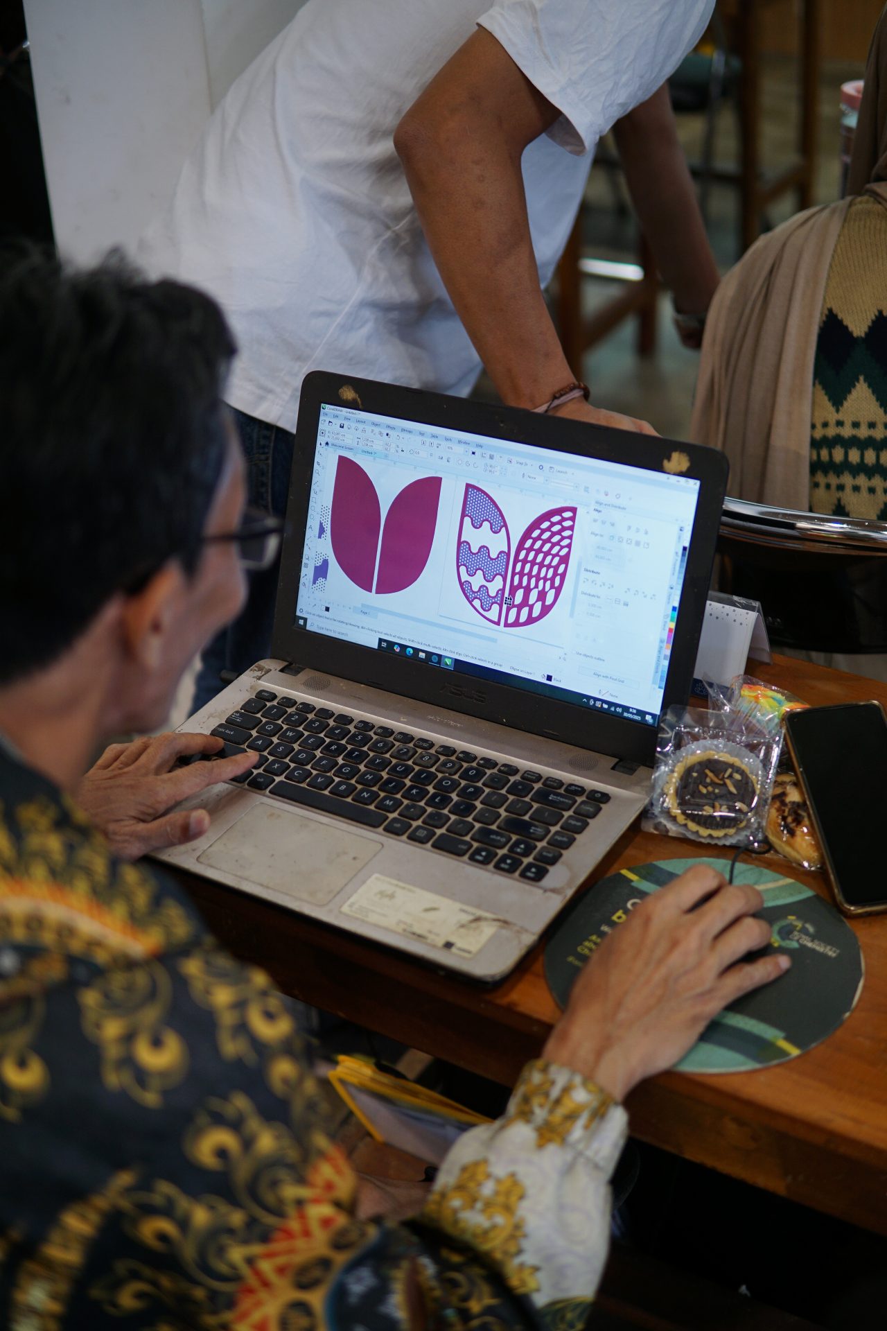 Pembuatan Desain Batik Menggunakan Jbatik