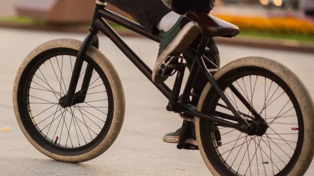 Riding A Bmx Bike With No Brakes