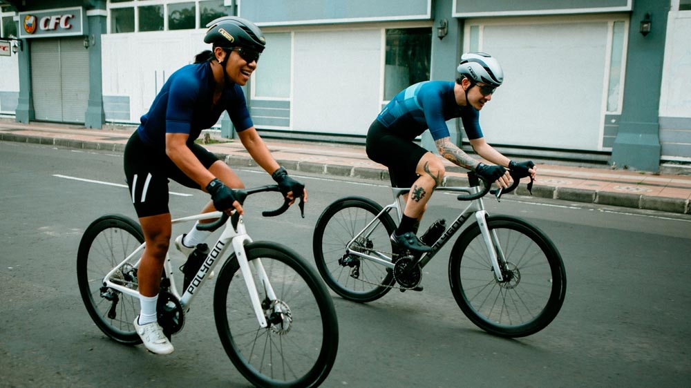 Strattos C Road Bike In Action