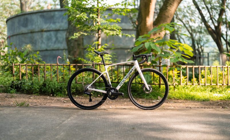 2027 STRATTOS Road Bike Features 1