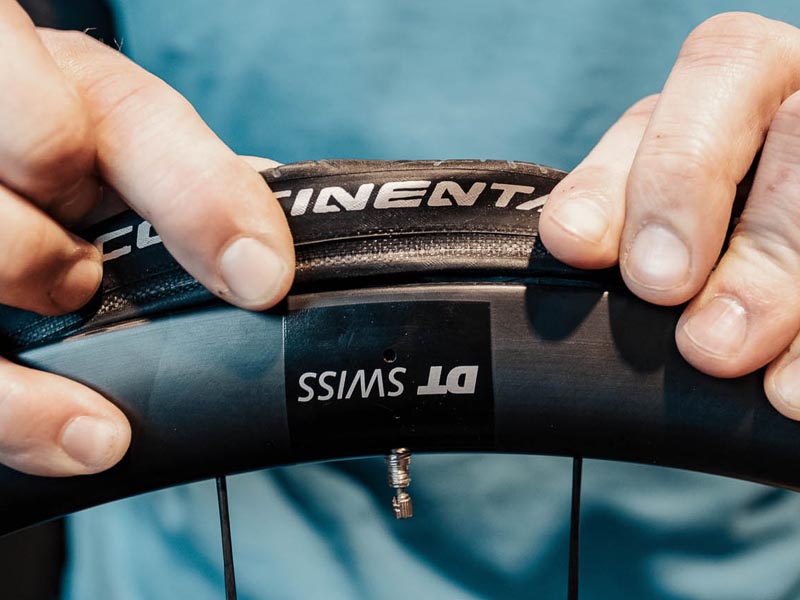 Removing The Old Road Bike Tire