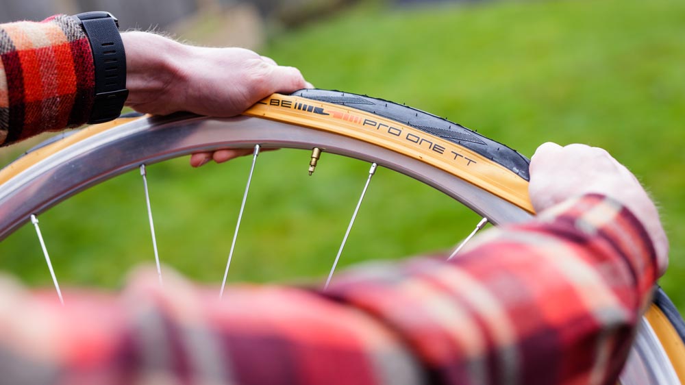 Removing The Old Road Bike Tire