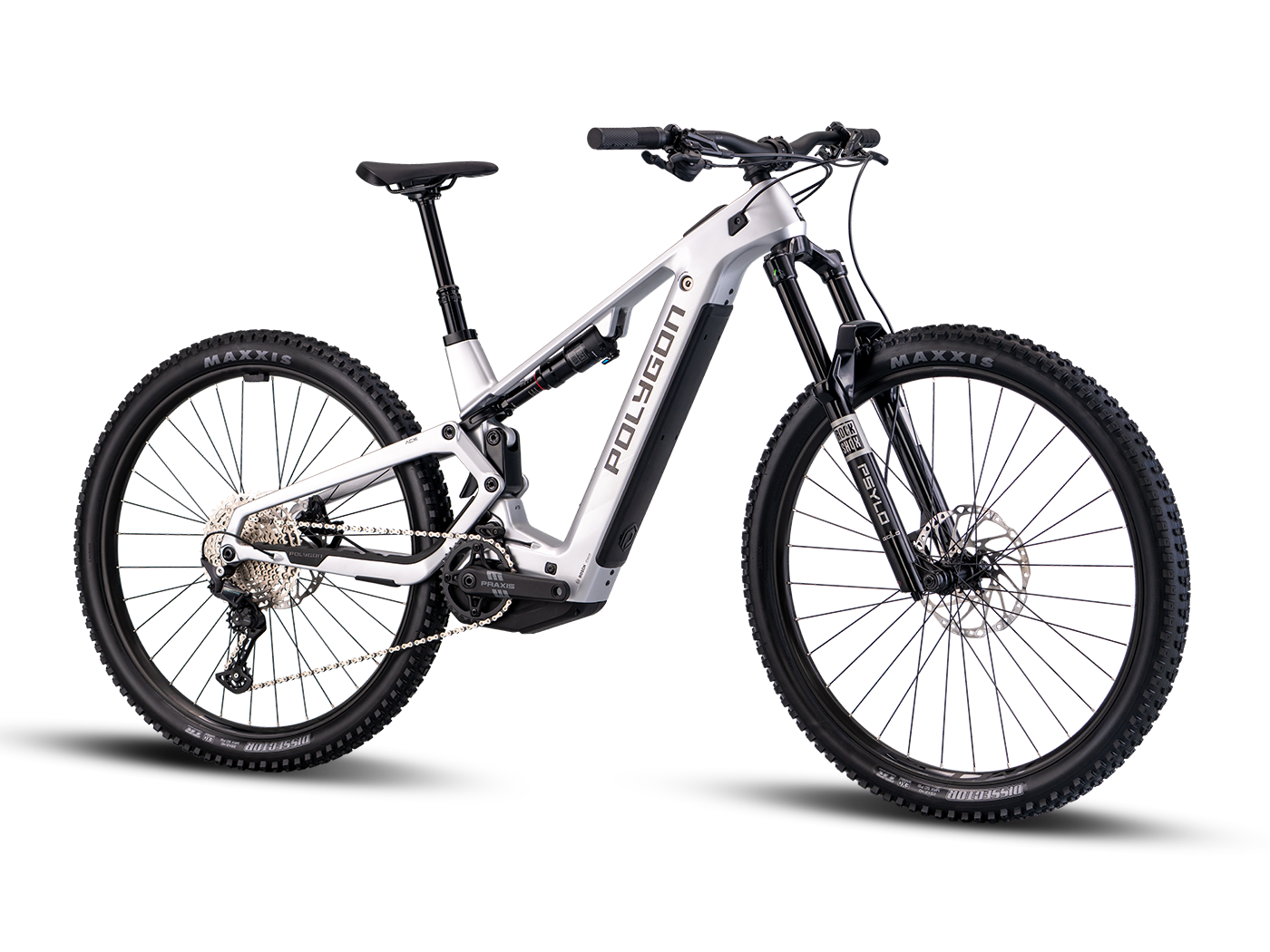 Polygon Collosus TE6 front three quarter view in silver