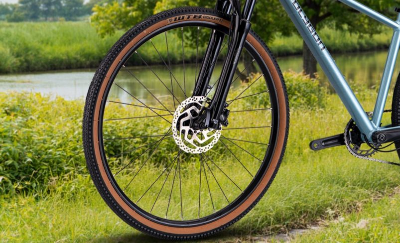 2027 HEIST 5 Hybrid Bike F2