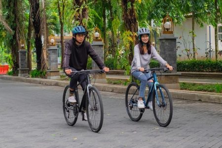 Plg City Bike Setup For Daily Commuting Header Commuting With A City Bike