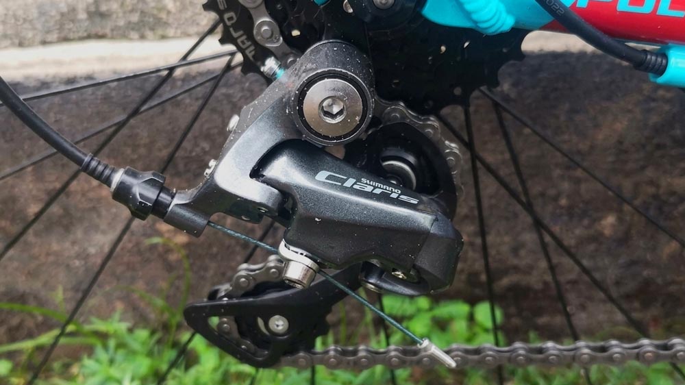 The Shimano Claris 2X8 Drivetrain On The 2022 Strattos S2 Road Bike