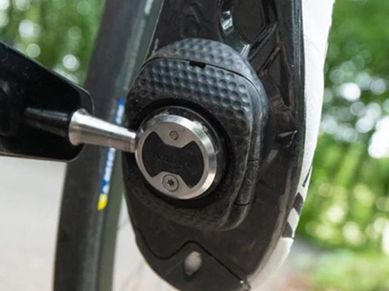 Clipless Bike Pedals &Amp; Cleats
