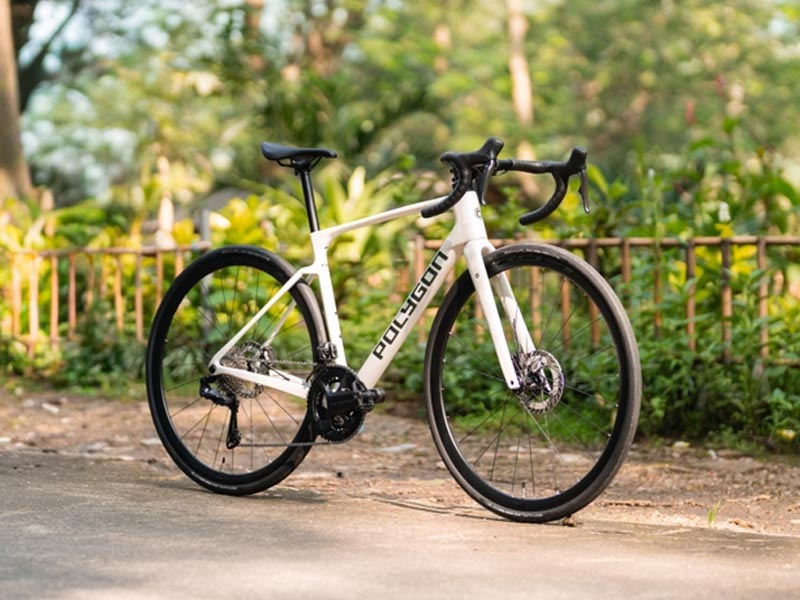 Road Bike Baru Polygon Strattos Carbon
