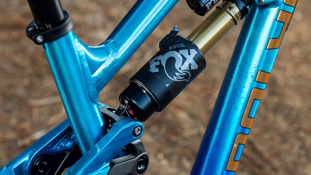 The Collosus Dh9 Mtb Suspension