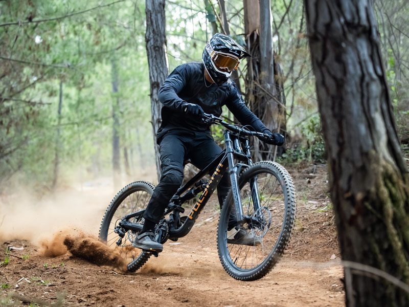 Body Position While Riding With A Mountain Bike
