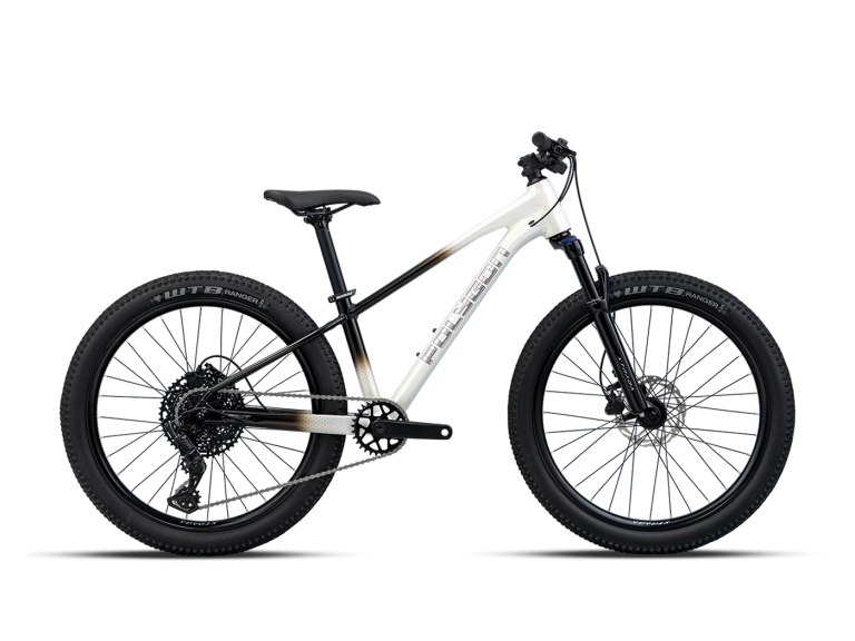 MY26 XTRADA24 BLACK WHITE P